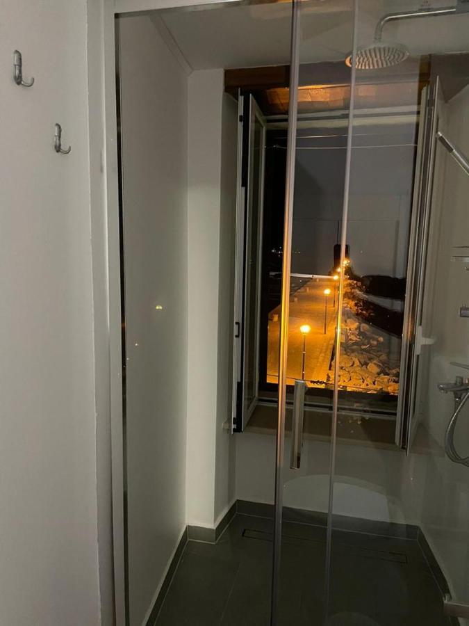 Molo Grande - Sea View Apartment Rovinj Bagian luar foto